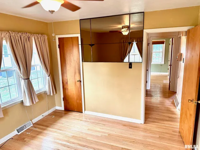 $158,000 | 512 West Greenwood Avenue, Jacksonville, IL 62650