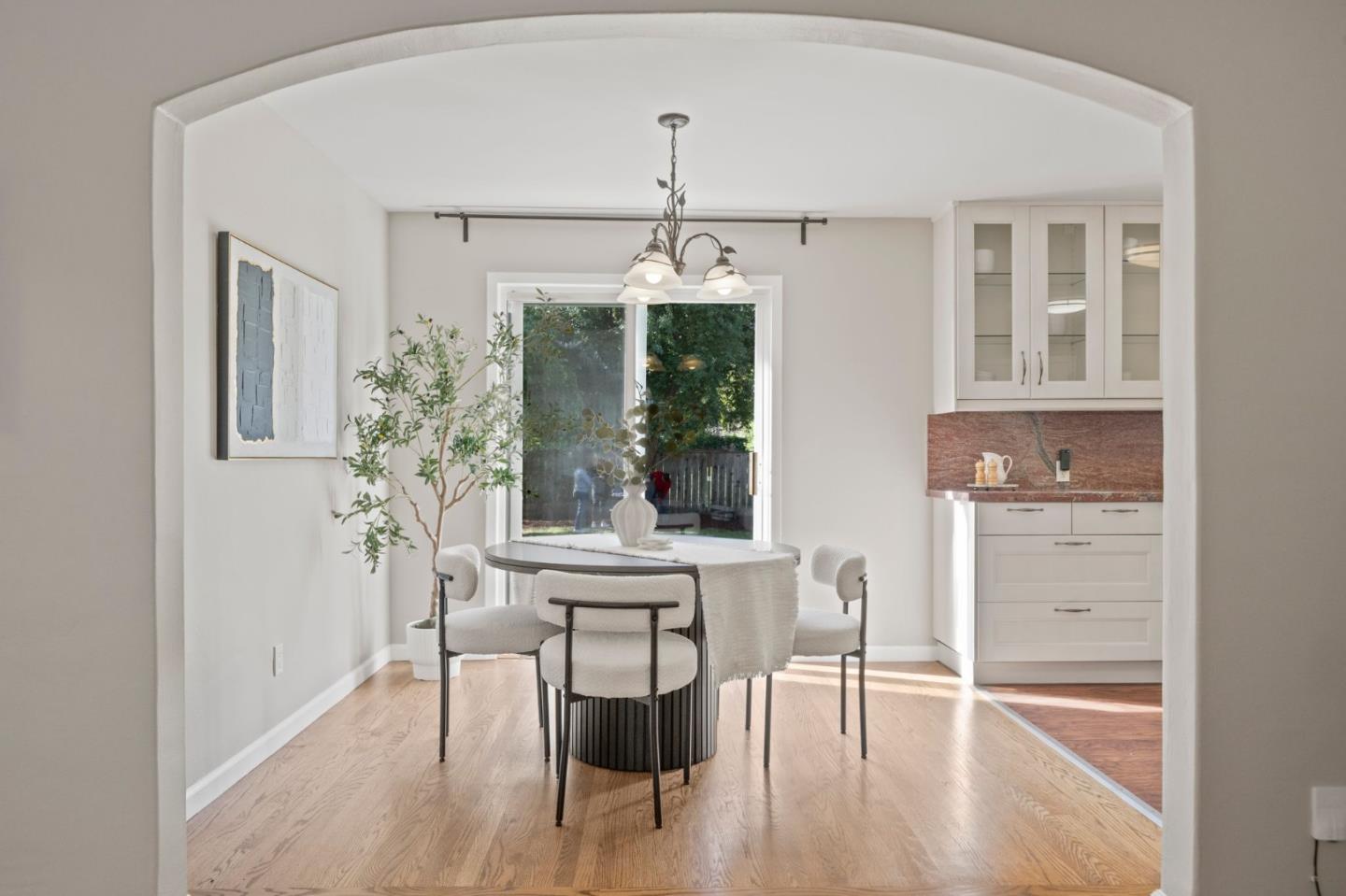 3544 Spring Street Redwood City, CA 94063 - Photo 5 of 33