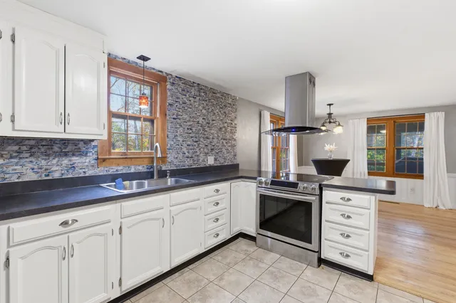 $475,000 | 140 Summit Street, Franklin, NH 03235