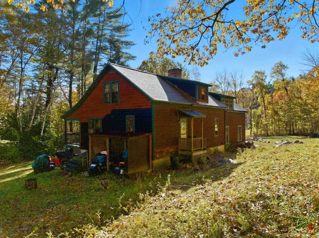 $475,000 | 140 Summit Street, Franklin, NH 03235