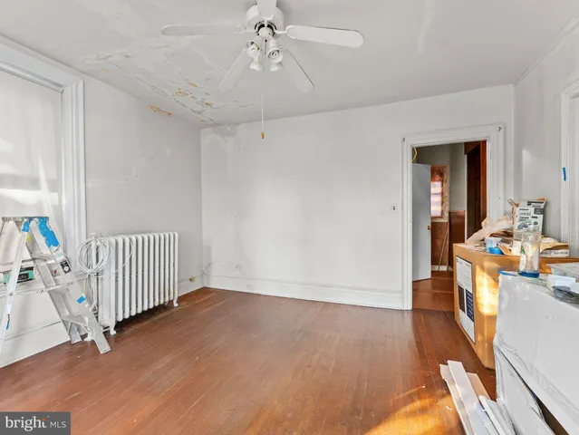 a view of livingroom with furniture and wooden floor