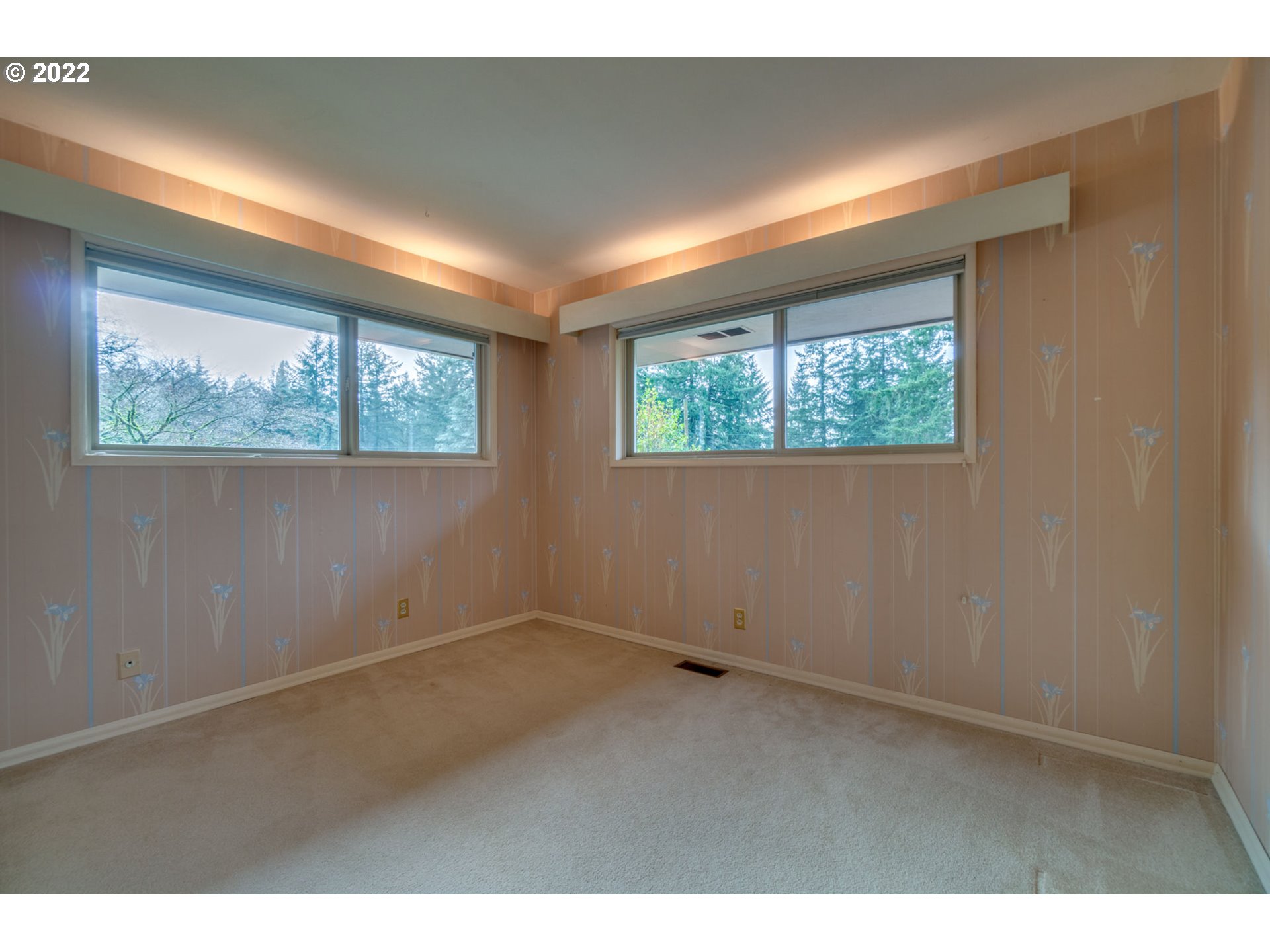 2131 Southwest Sunset Boulevard Portland, OR 97239 - Photo 21 of 31 Gallery Image 21
