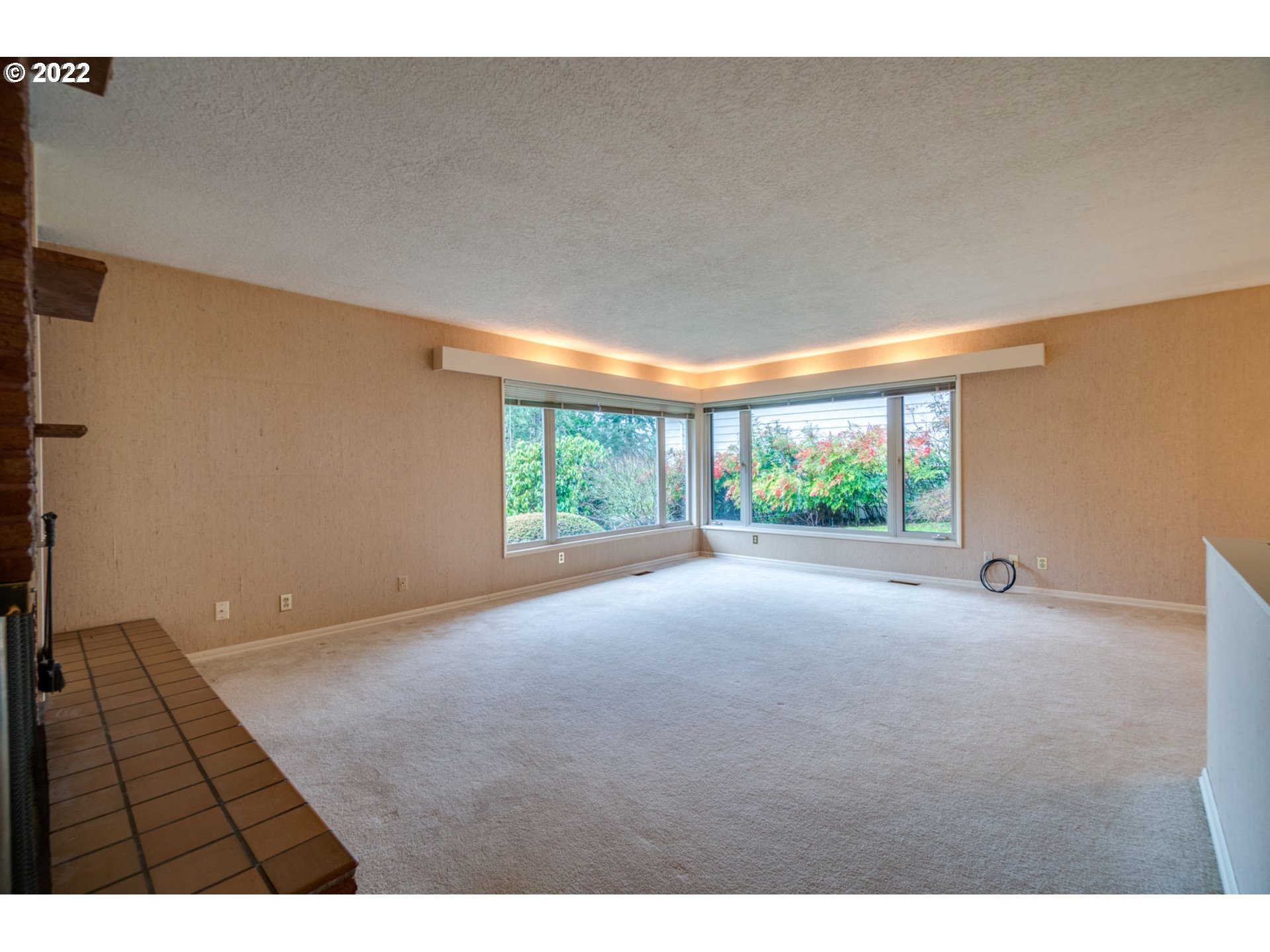 2131 Southwest Sunset Boulevard Portland, OR 97239 - Photo 4 of 31 Gallery Image 4