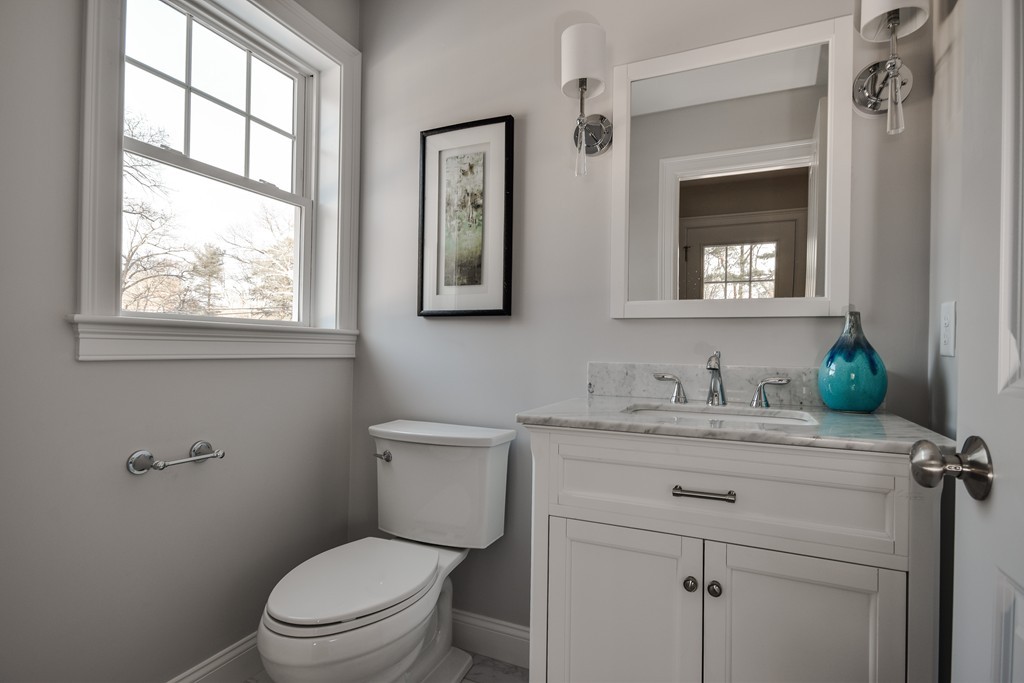33 Stratford Road Natick, MA 01760 - Photo 15 of 22 Gallery Image 15