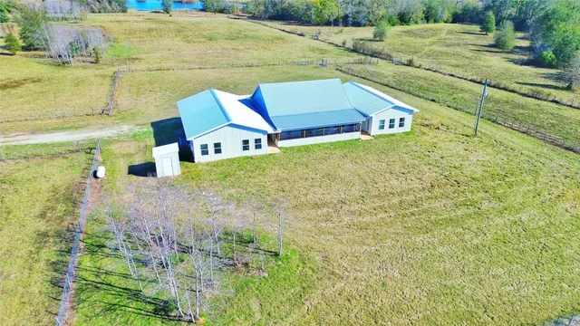 a view of an outdoor space and a yard