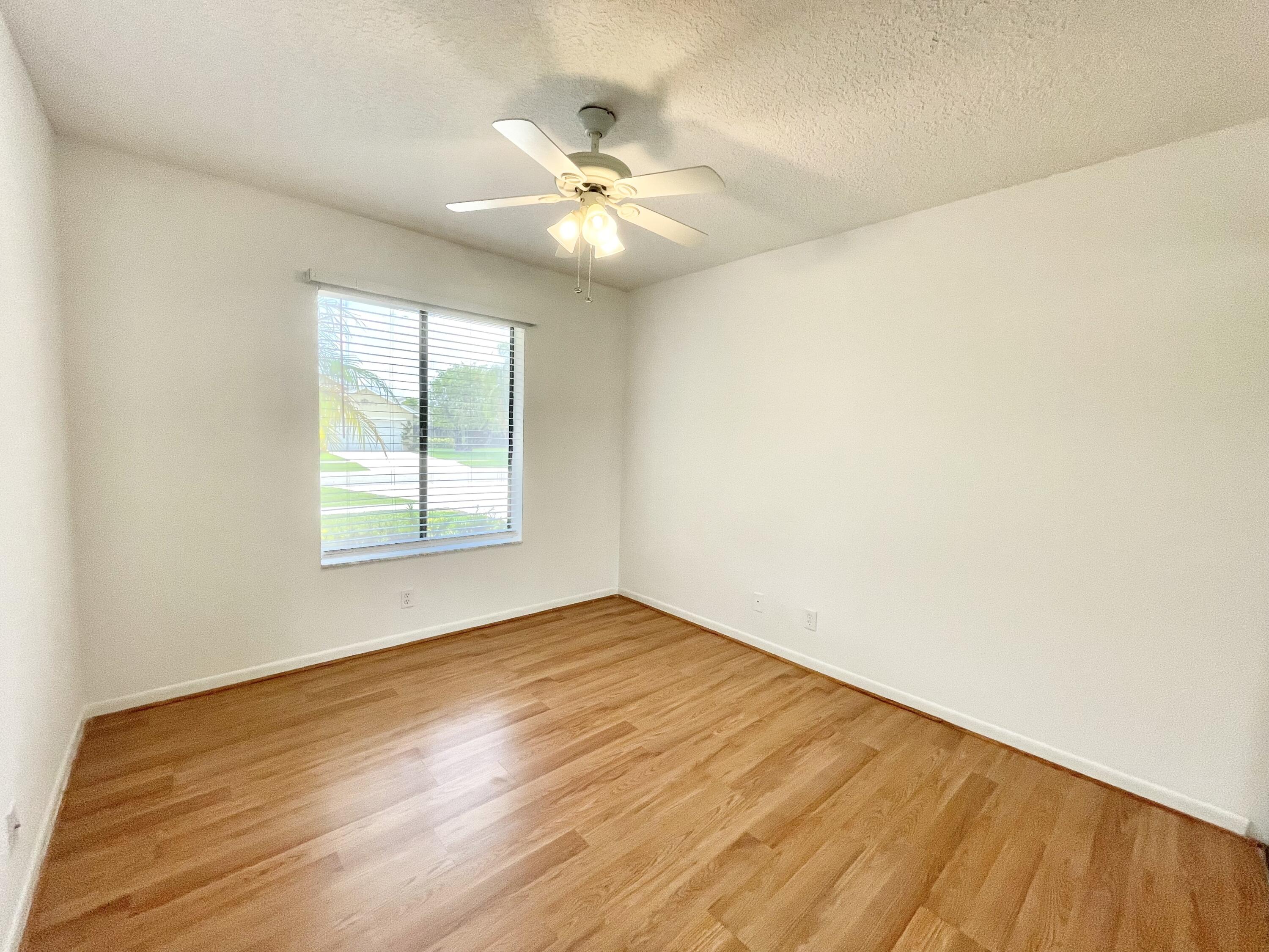 22550 Grouper Court Boca Raton, FL 33428 - Photo 17 of 20 3rd Bedroom