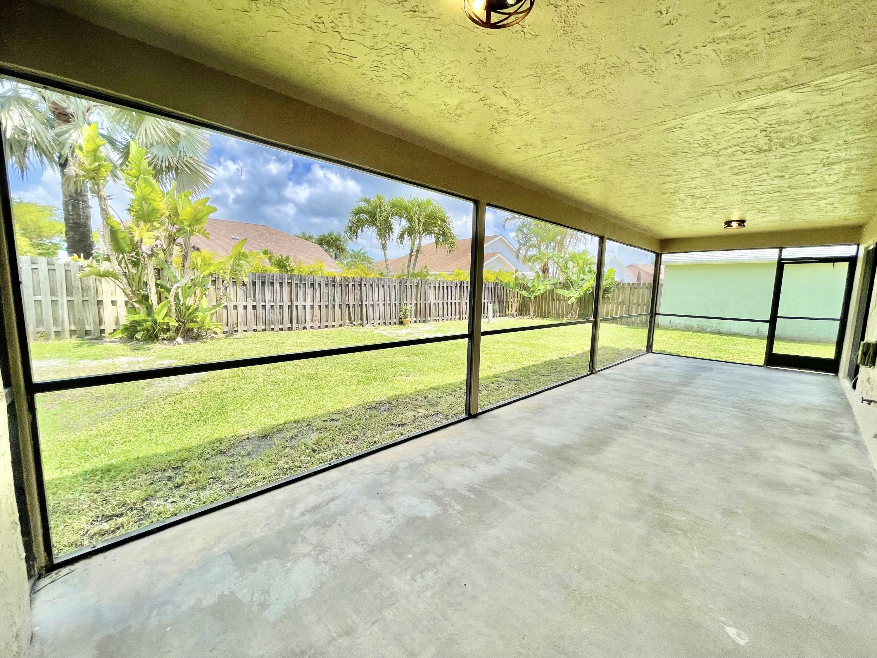 22550 Grouper Court Boca Raton, FL 33428 - Photo 3 of 20 Covered Screened Patio