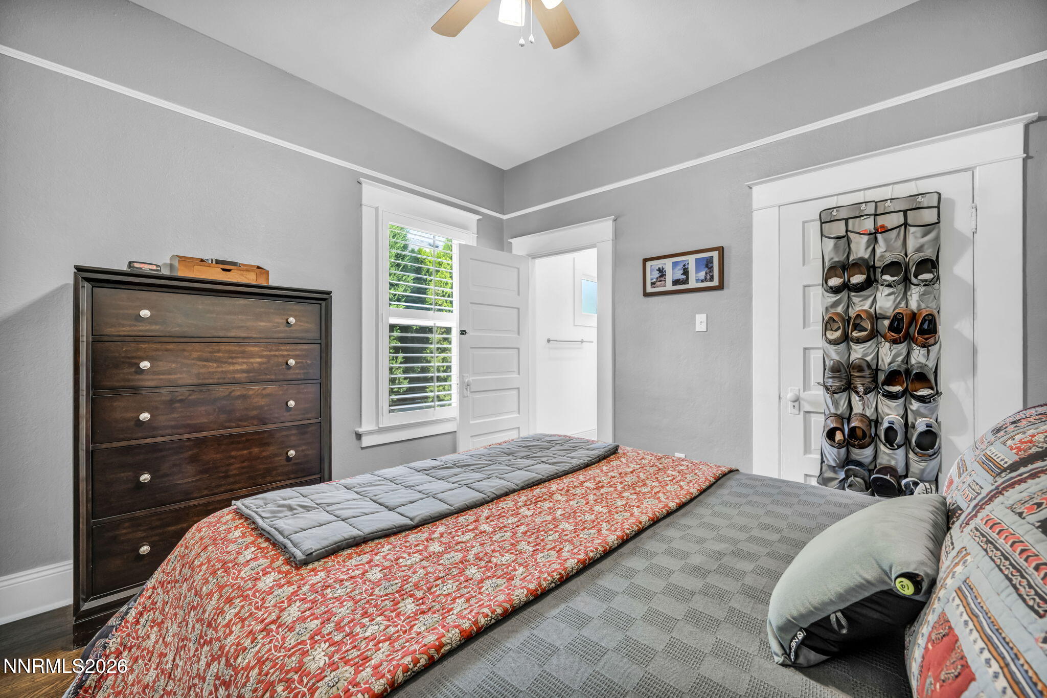 519 Sinclair Street Reno, NV 89501 - Photo 14 of 43 71-web-or-mls-519-sinclair-st