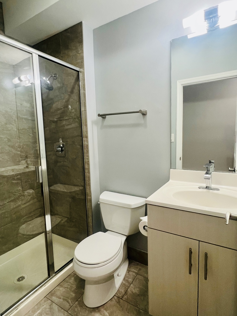 1750 West Cermak Road, Unit 2 Chicago, IL 60608 - Photo 15 of 16 Gallery Image 15