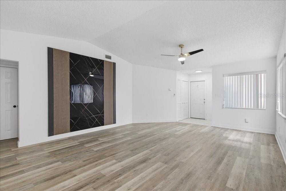 8612 Spring Cone Court Orlando, FL 32825 - Photo 8 of 33