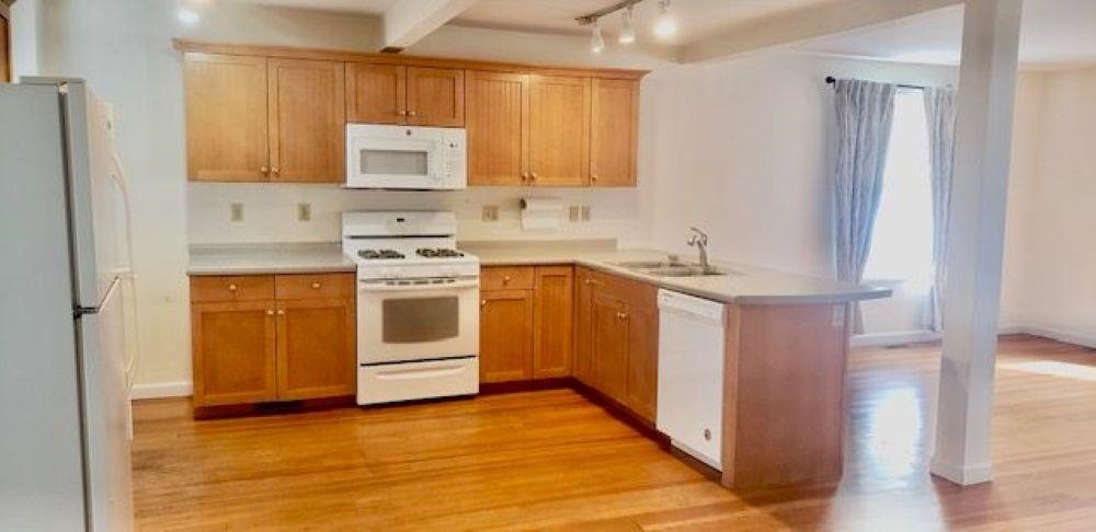 7 Ann's Lane, Unit S 1 & 2 Hampton, NH 03842 - Photo 5 of 11