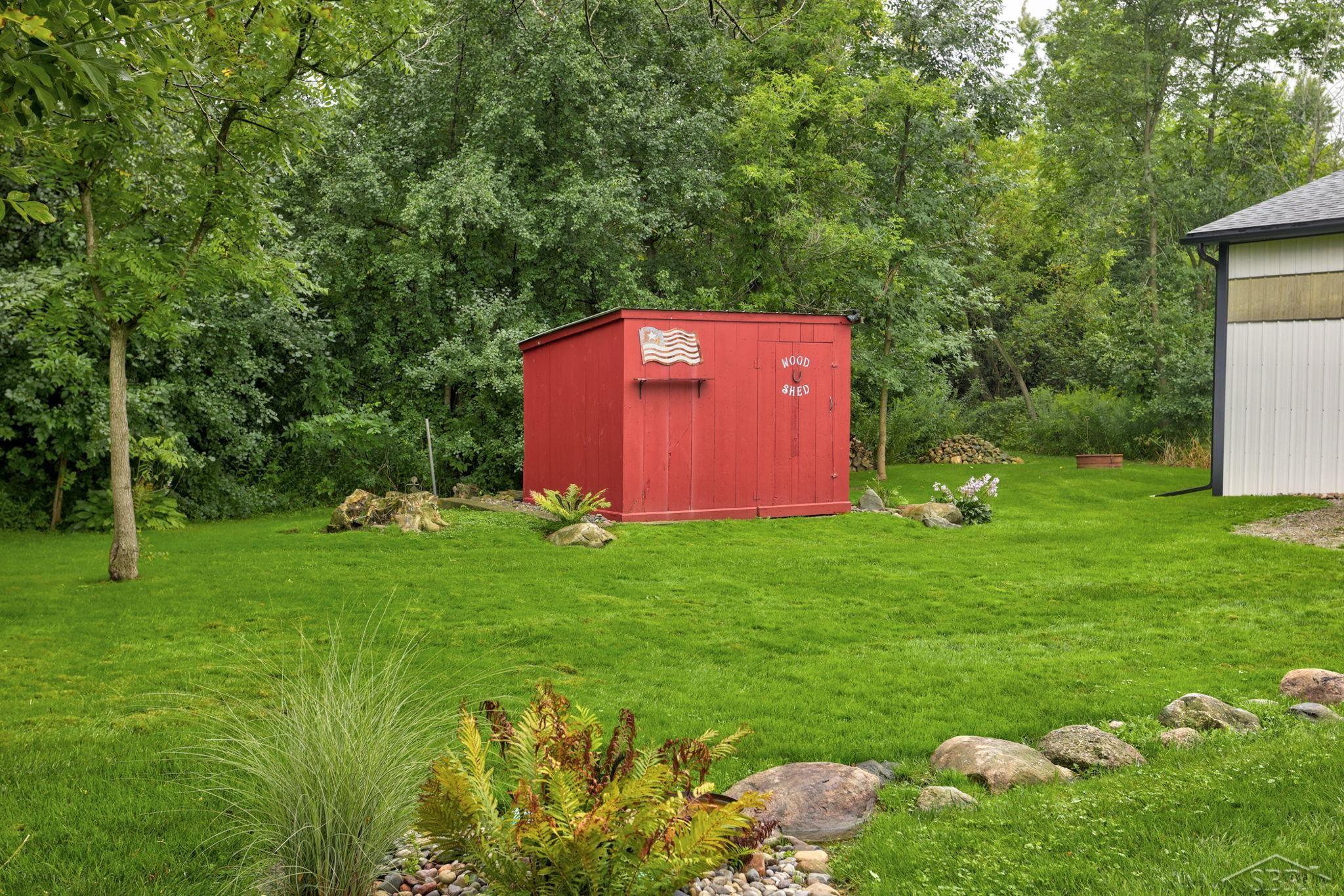4179 Coldwater Road Flint, MI 48504 - Photo 51 of 76 50120504-50.JPG