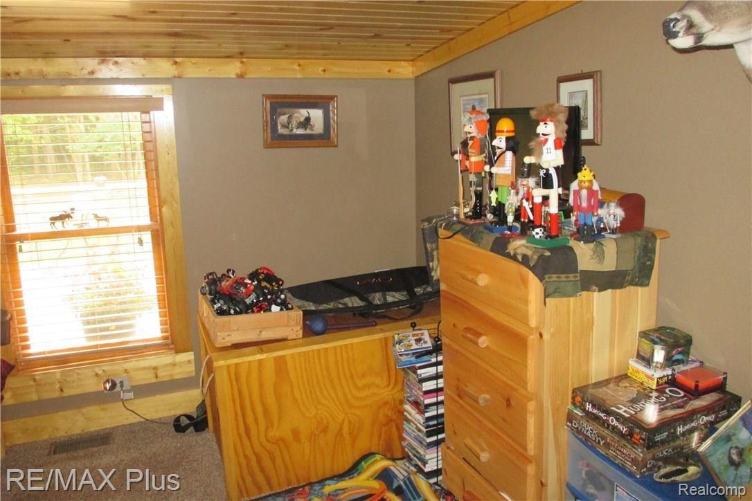 3463 McCormick Road Lapeer, MI 48446 - Photo 14 of 51 IMG_2089.JPG