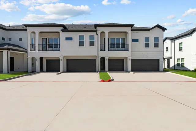 $2,251 | 1664 Hillside Terrace, Unit 4416, Buda, TX 78610