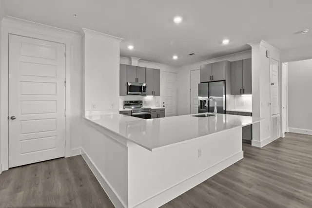 $2,251 | 1664 Hillside Terrace, Unit 4416, Buda, TX 78610