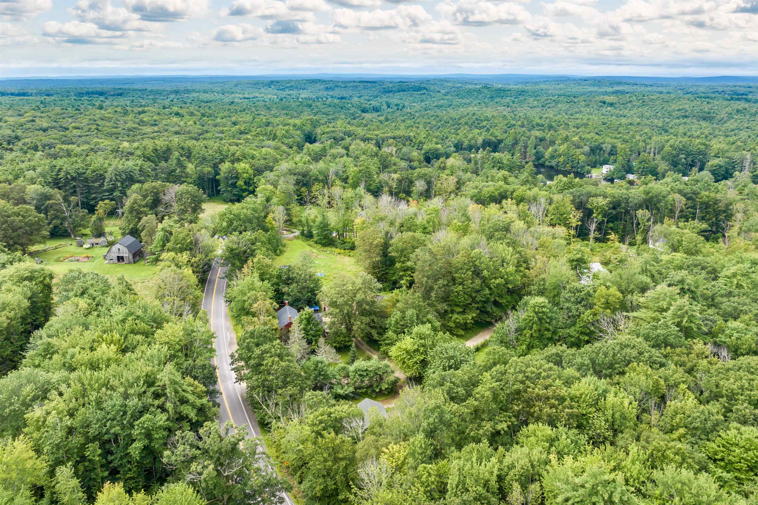 1 White Grove Road Nottingham, NH 03290 - Photo 34 of 36 Gallery Image 34