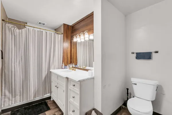 $618,000 | 6027 18th Avenue, Kenosha, WI 53143