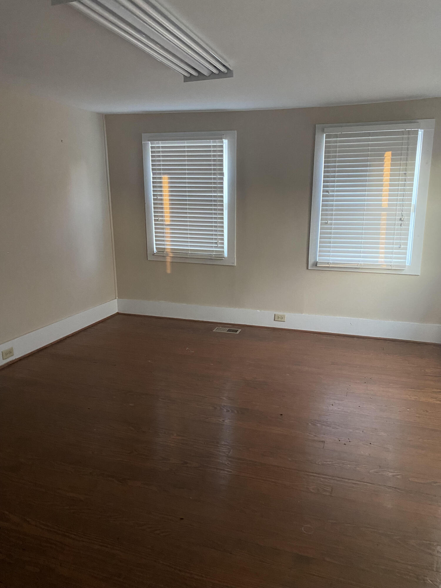 3497 Main Highway Bamberg, SC 29003 - Photo 6 of 8 Bedroom/Office,