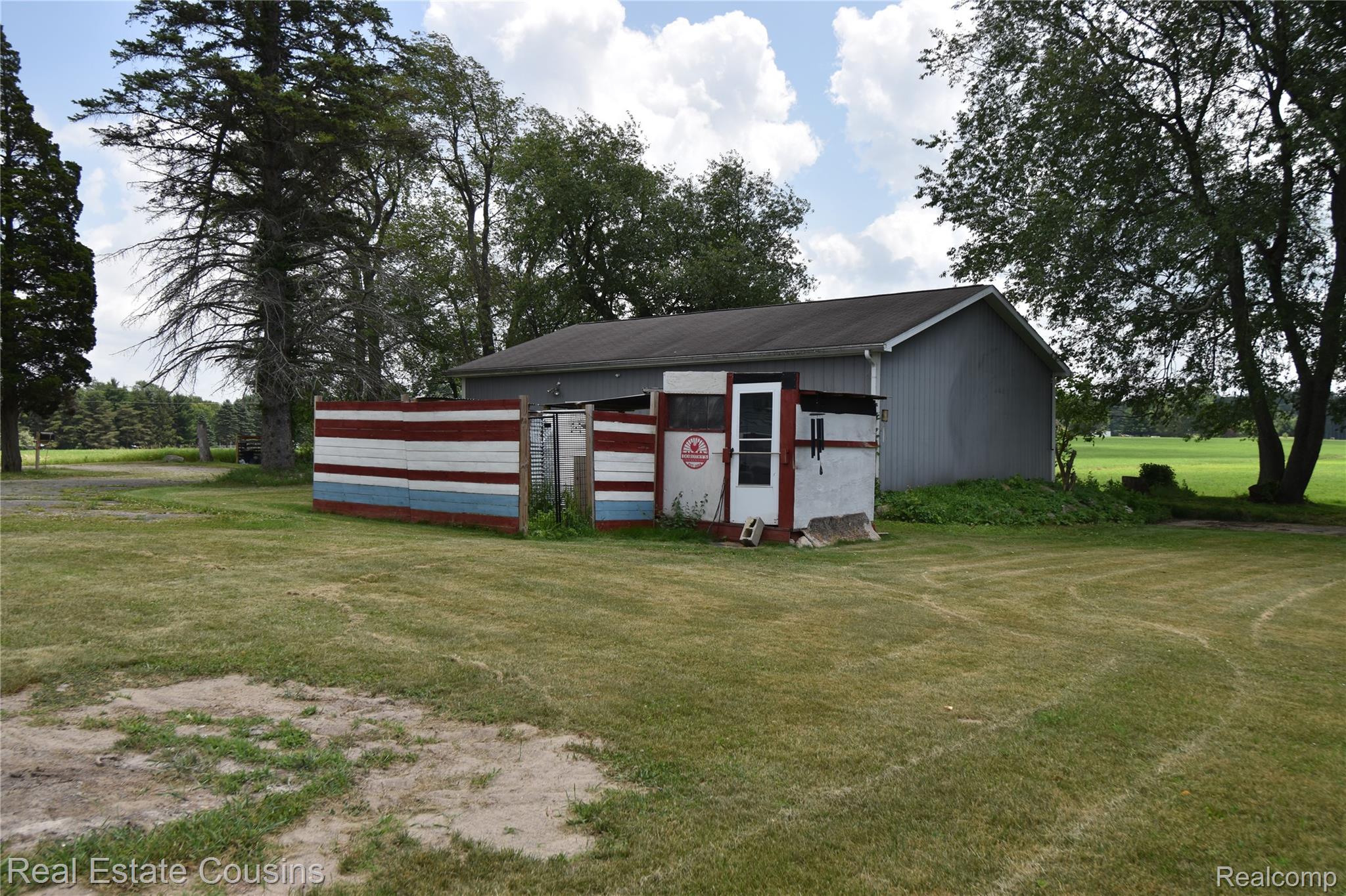 2247 Johnson Mill Road North Branch, MI 48461 - Photo 19 of 22 Pole barn with coop.JPG