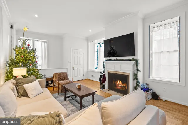 $7,000 | 400 South Lee Street, Alexandria, VA 22314