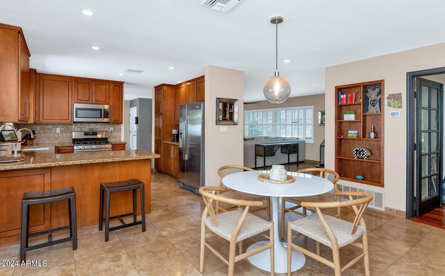 5418 East Cheery Lynn Road Phoenix, AZ 85018 - Photo 5 of 43 Kitchen