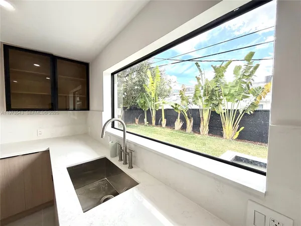 a view of outdoor space