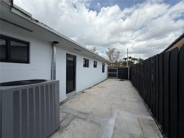 $5,795 | 9410 Southwest 55th Street, Miami, FL 33165