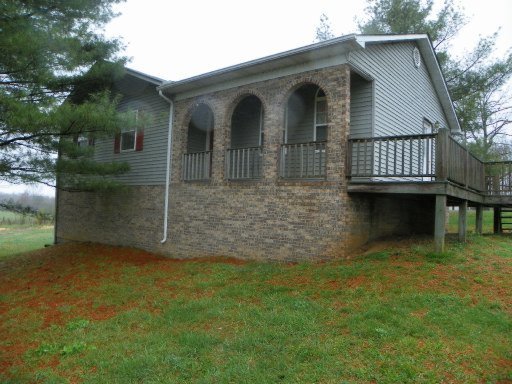 1127 Ridgeway Road Jamestown, TN 38556 - Photo 1 of 1 Primary Photo