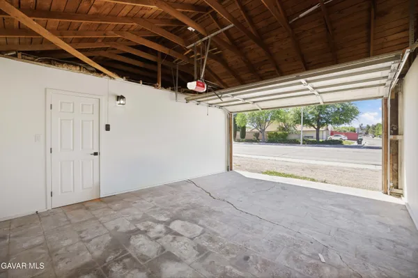 $3,195 | 1807 West Ave K8, Lancaster, CA 93534