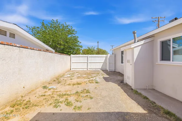 $3,195 | 1807 West Ave K8, Lancaster, CA 93534