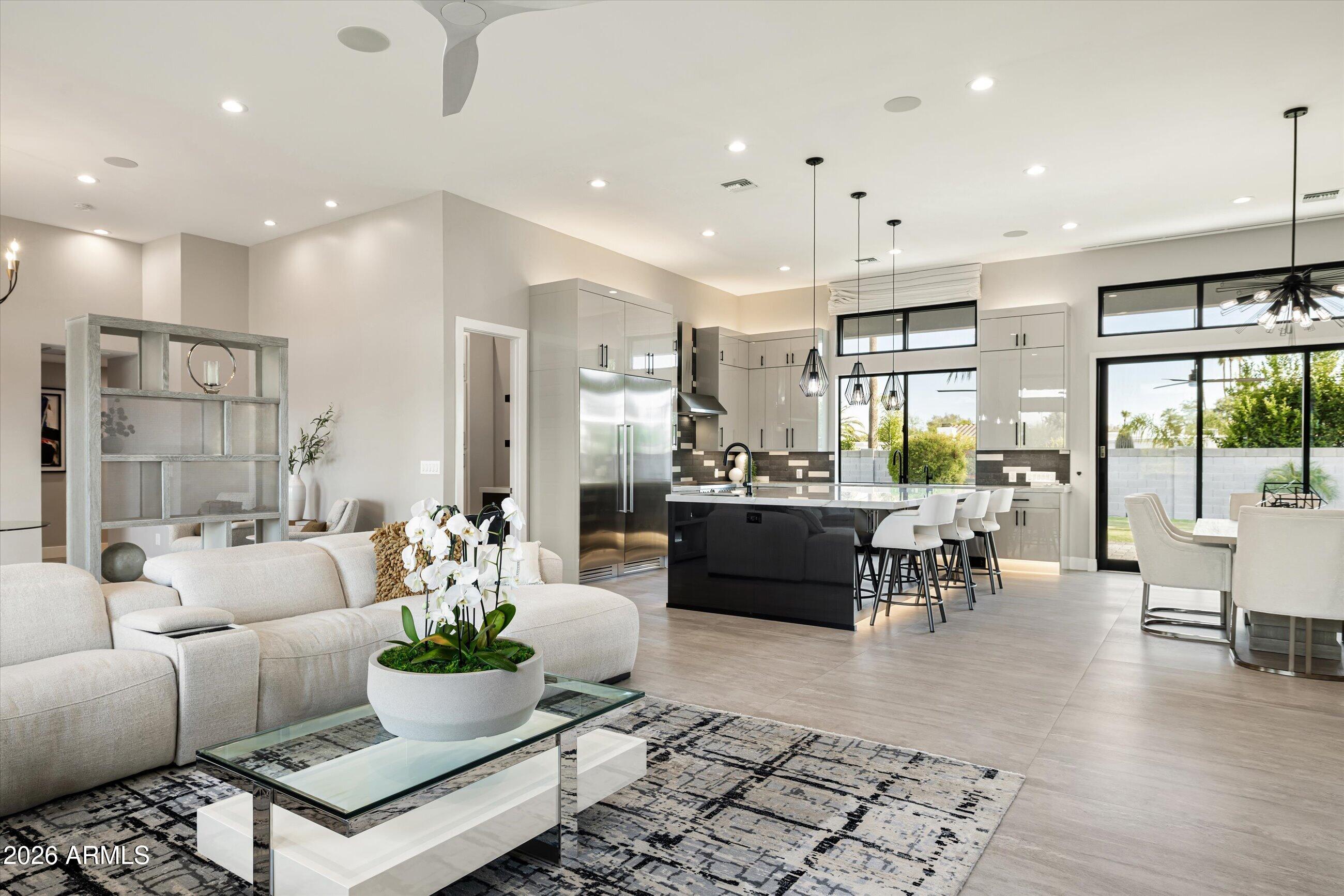 6111 East Hearn Road Scottsdale, AZ 85254 - Photo 9 of 40 Great Room