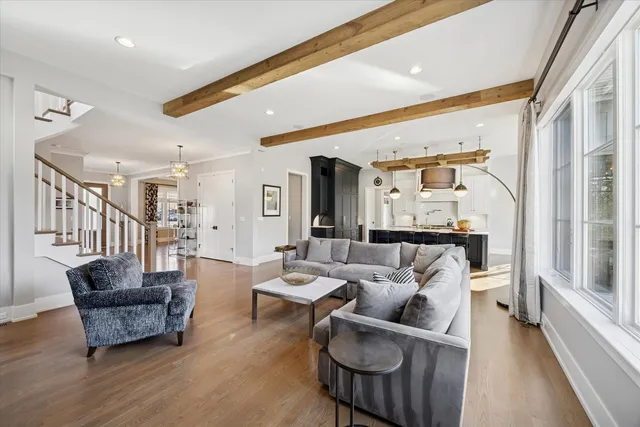 $2,075,000 | 562 Fairfield Avenue, Elmhurst, IL 60126