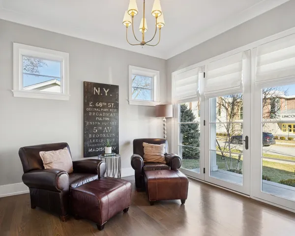 $2,075,000 | 562 Fairfield Avenue, Elmhurst, IL 60126