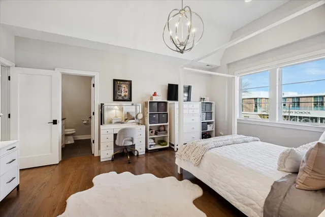 $2,075,000 | 562 Fairfield Avenue, Elmhurst, IL 60126