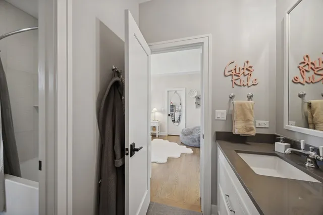 $2,075,000 | 562 Fairfield Avenue, Elmhurst, IL 60126