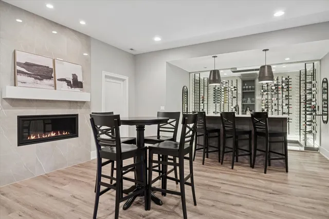 $2,075,000 | 562 Fairfield Avenue, Elmhurst, IL 60126