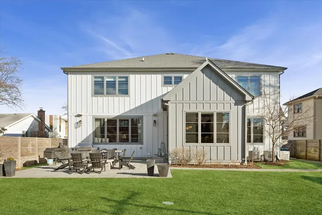 $2,075,000 | 562 Fairfield Avenue, Elmhurst, IL 60126