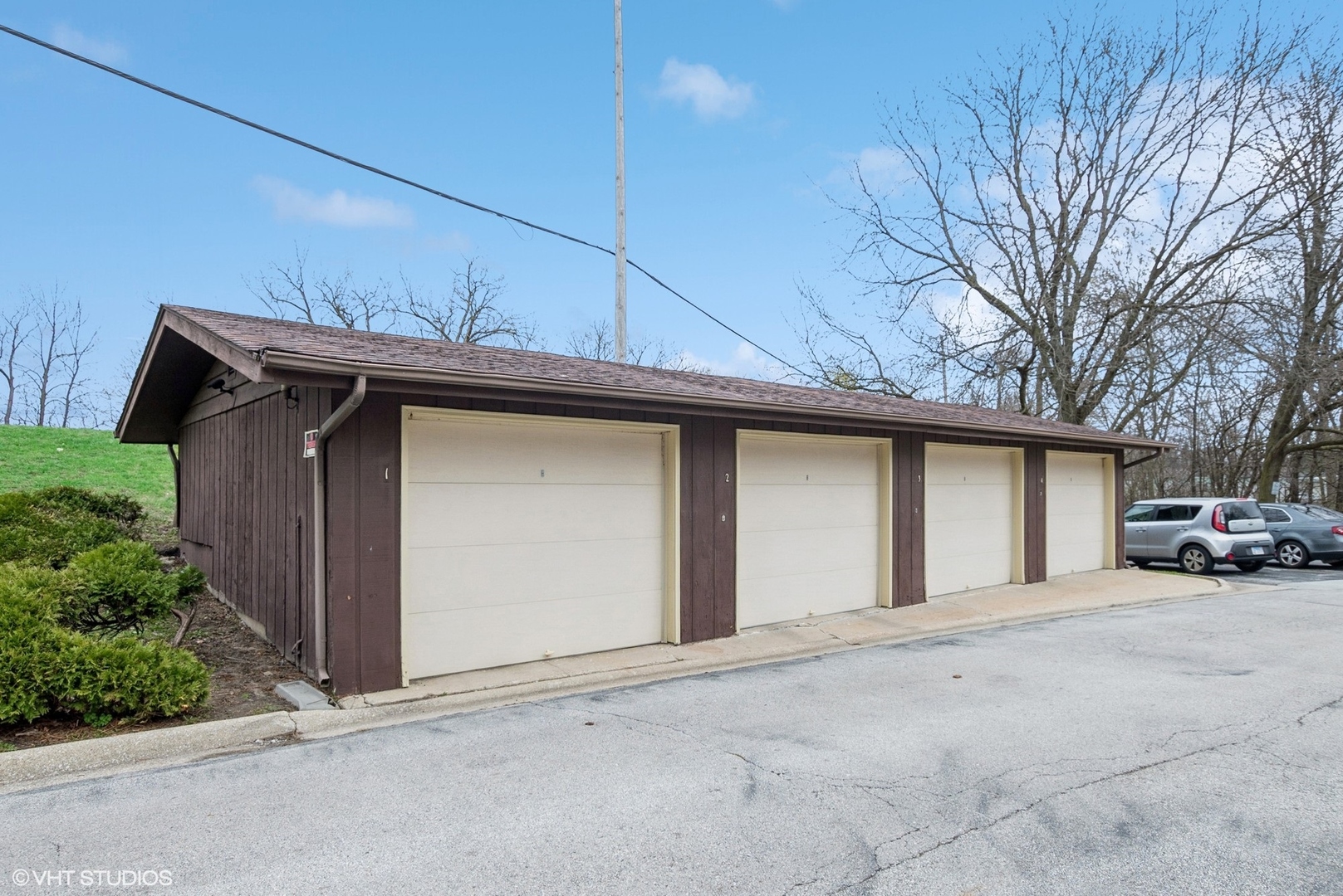 956 Olive Road, Unit A1 Homewood, IL 60430 - Photo 10 of 10 Gallery Image 10