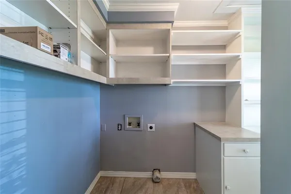 $2,850 | 7302 Kenwell Street, Dallas, TX 75209