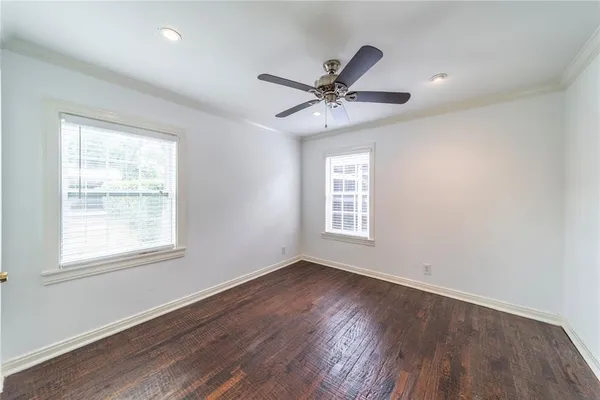 $2,850 | 7302 Kenwell Street, Dallas, TX 75209