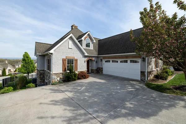 $600,000 | 1780 Heritage Estates Circle, Harrisonburg, VA 22801