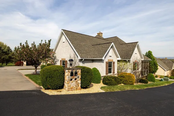 $600,000 | 1780 Heritage Estates Circle, Harrisonburg, VA 22801