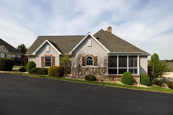 $600,000 | 1780 Heritage Estates Circle, Harrisonburg, VA 22801