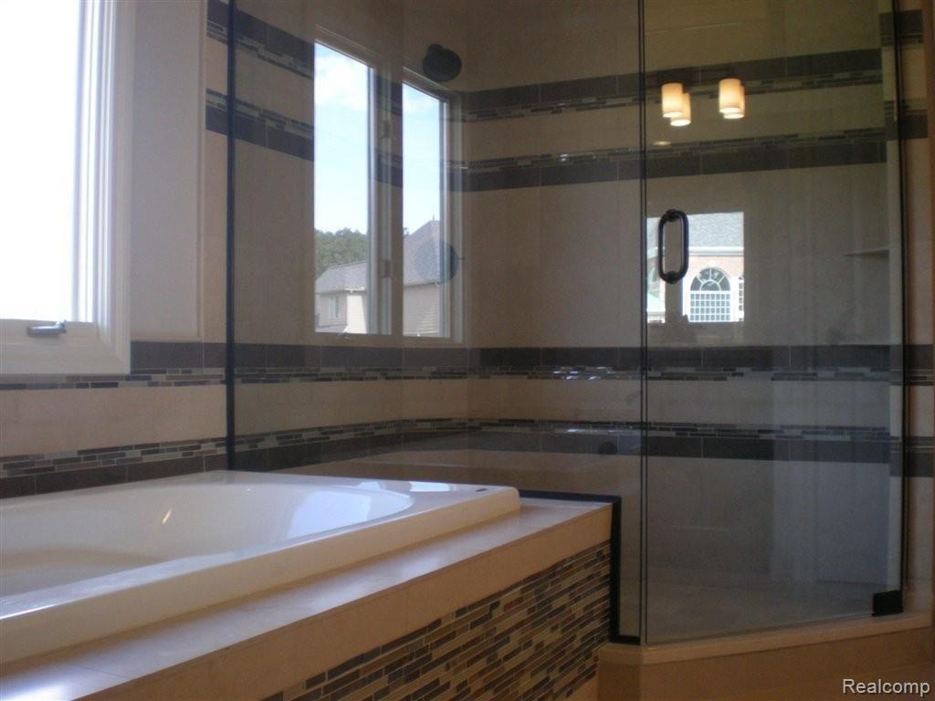 2841 Ambleside Court Rochester, MI 48306 - Photo 31 of 38 LIMESTONE LUXURY