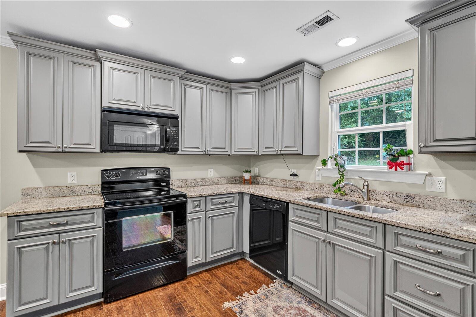 4461 Norcross Road Hixson, TN 37343 - Photo 9 of 27 09-4461 Norcross Rd-9