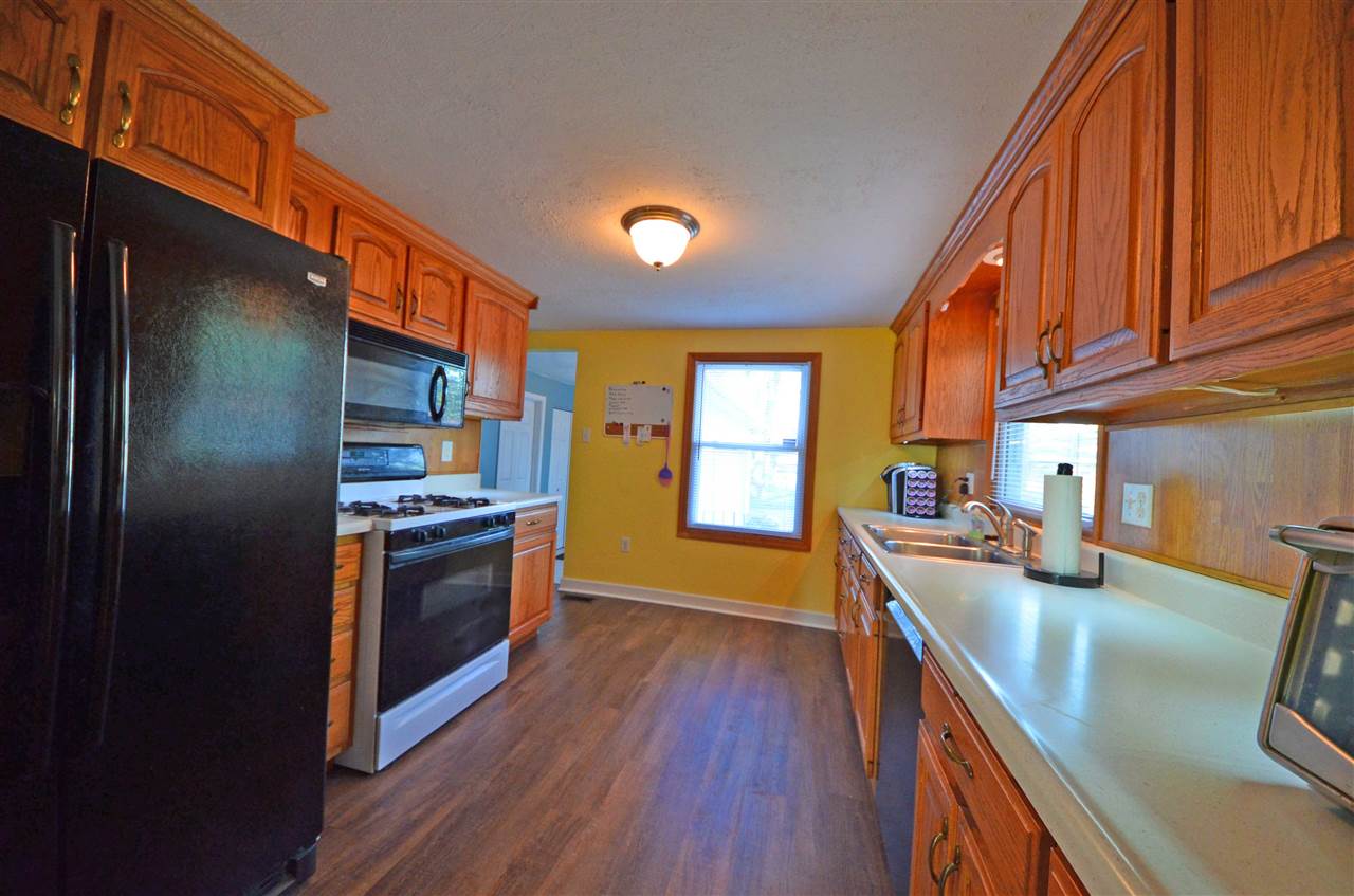 7311 Bluffton Road Fort Wayne, IN 46809 - Photo 4 of 17