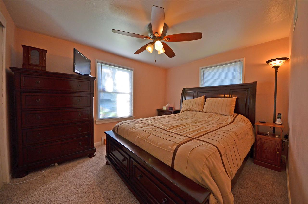 7311 Bluffton Road Fort Wayne, IN 46809 - Photo 10 of 17