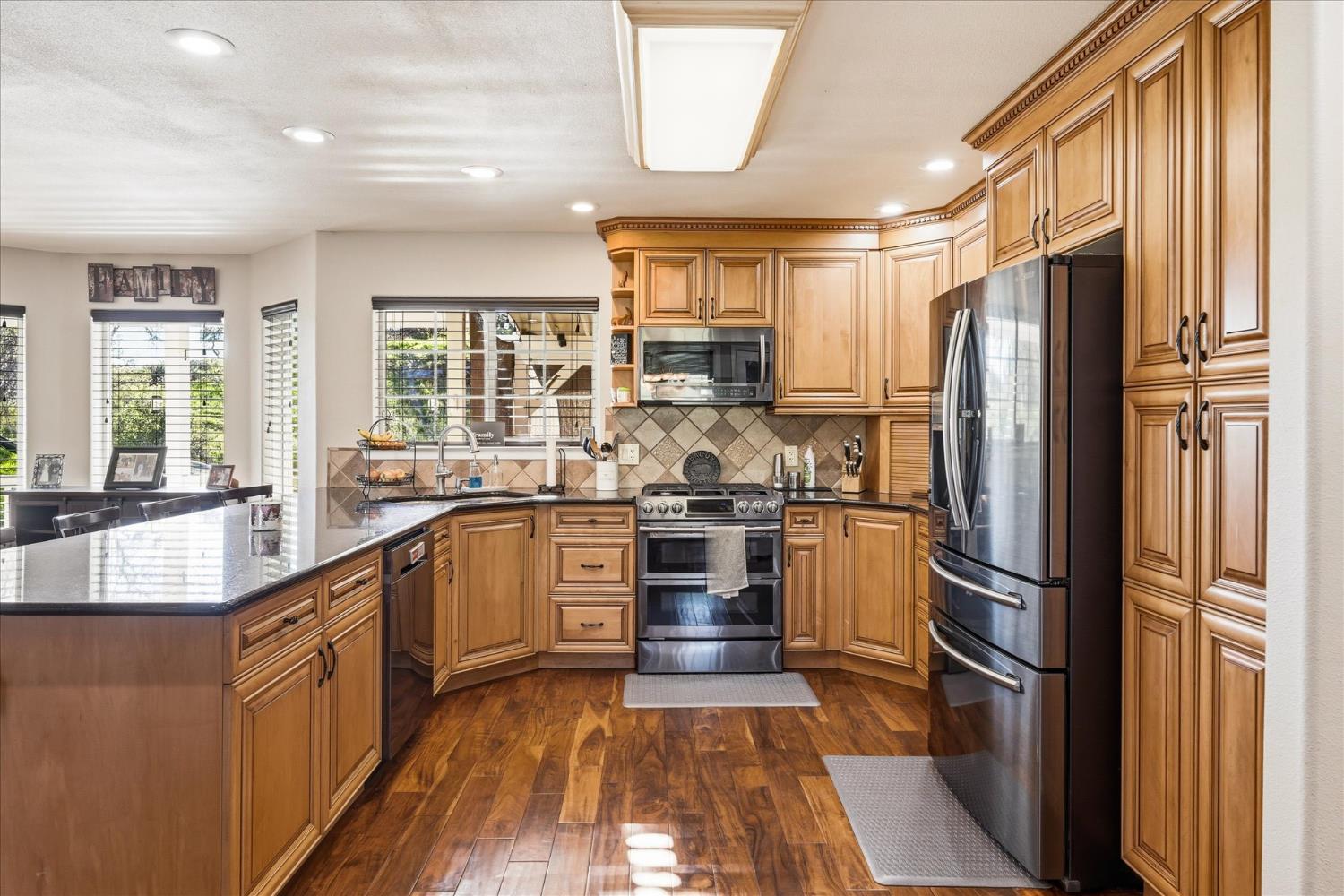 29348 Powder Horn Way Coarsegold, CA 93614 - Photo 14 of 63