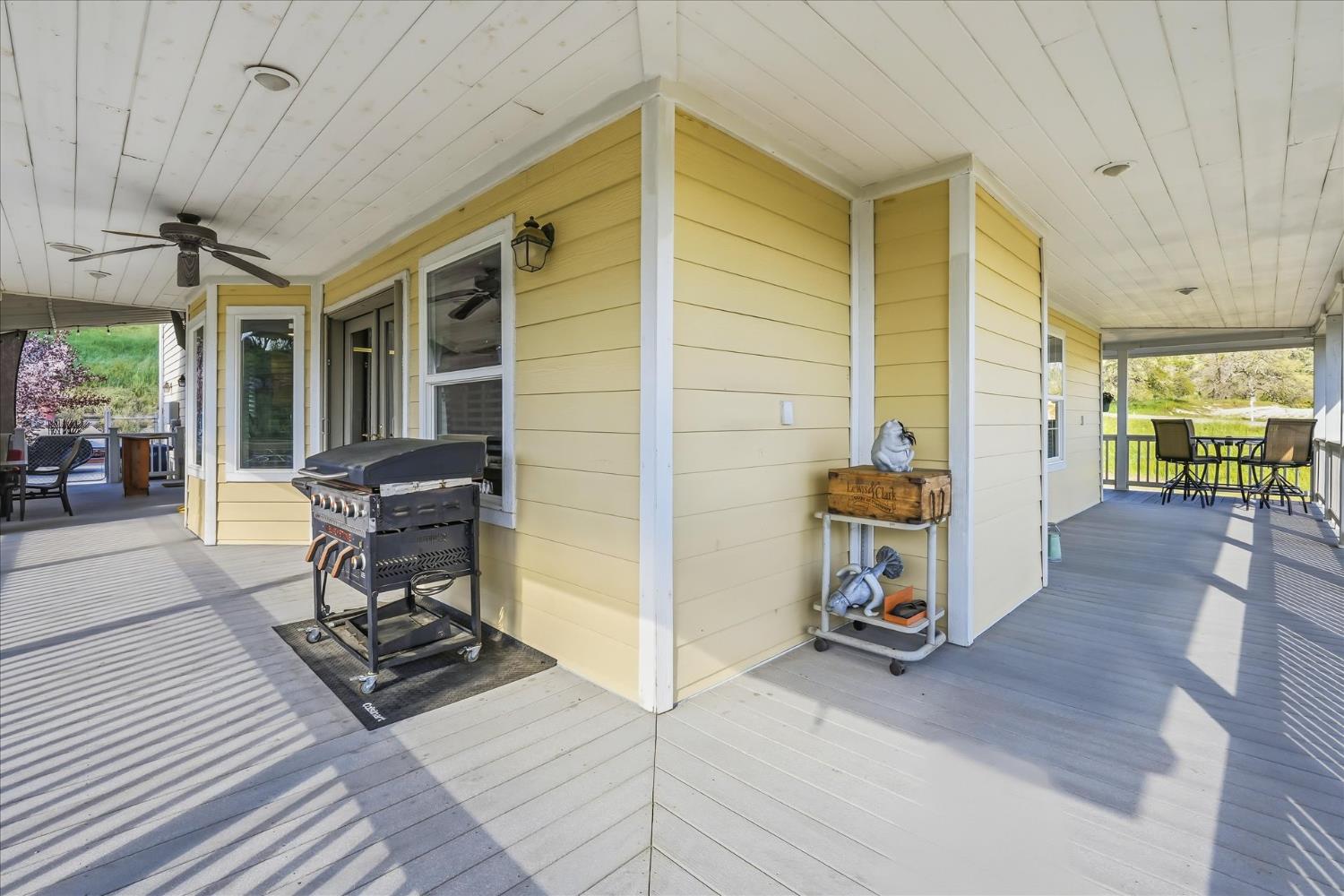 29348 Powder Horn Way Coarsegold, CA 93614 - Photo 5 of 63