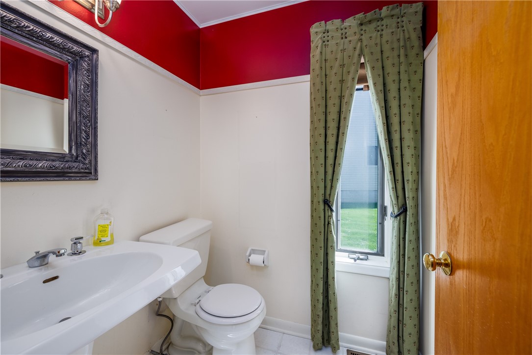 1 Woods Point Penfield, NY 14580 - Photo 26 of 49